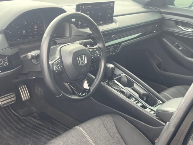HondaAccord Hybrid33