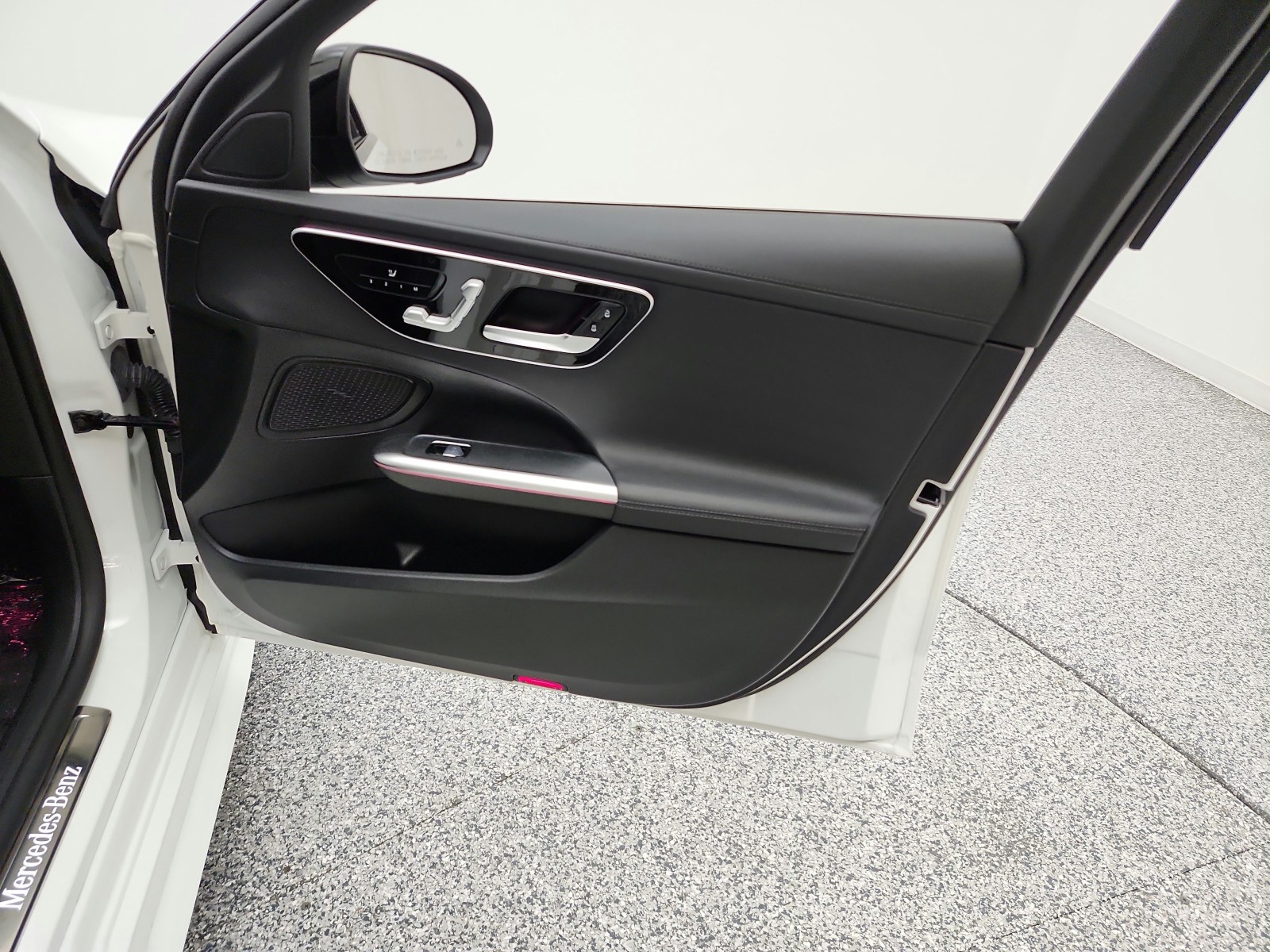 Used 2022 Polar White Mercedes-Benz C 300 Sedan image 21