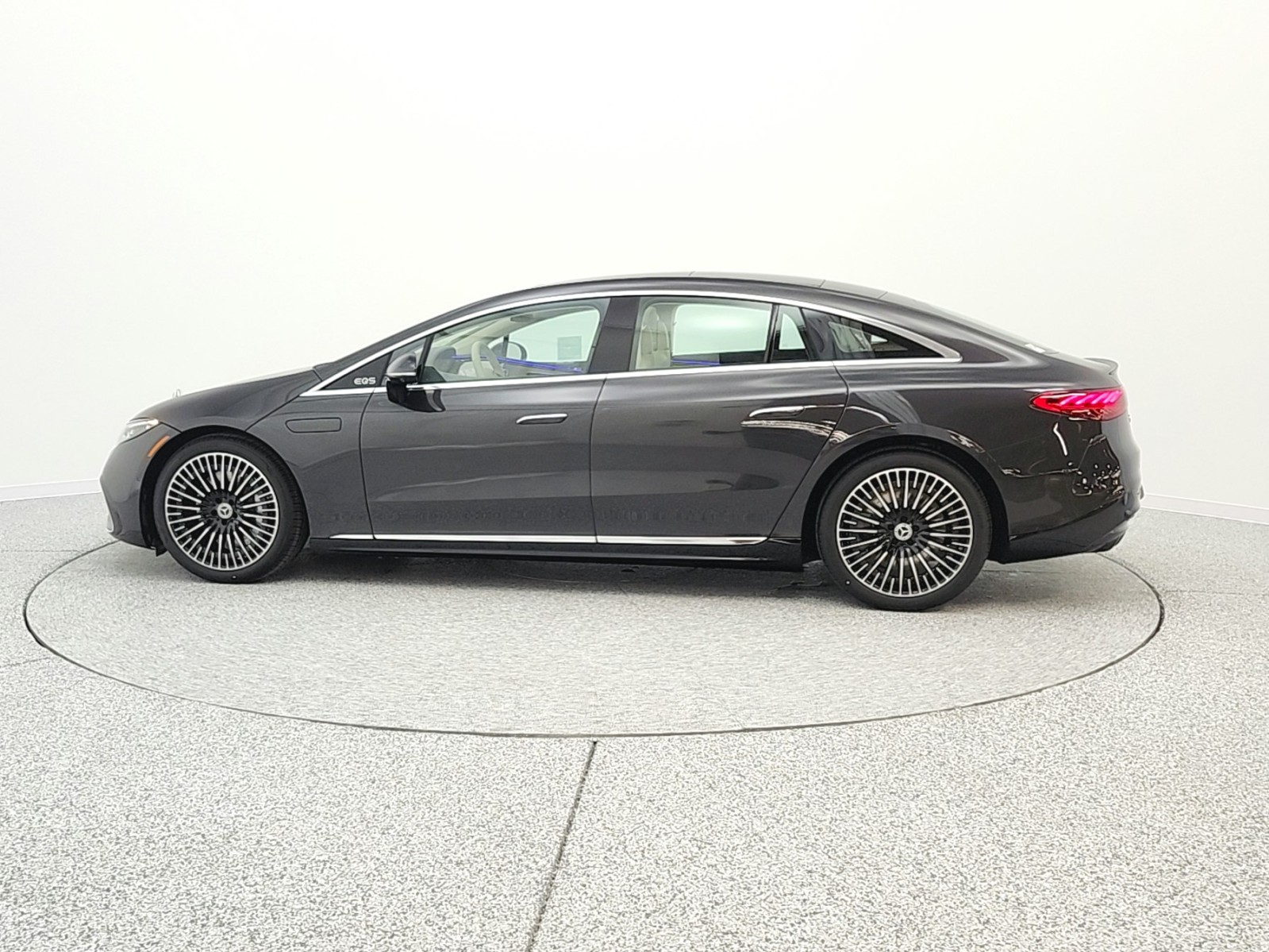 New 2026 Graphite Grey Metallic Mercedes-Benz EQS 450 image 8