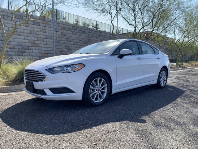 52752017 Ford Fusion SE