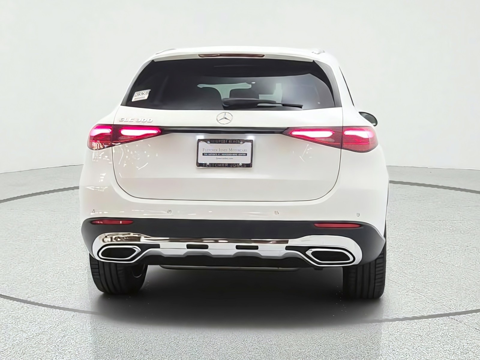New 2027 Polar White Mercedes-Benz GLC 300 SUV image 6