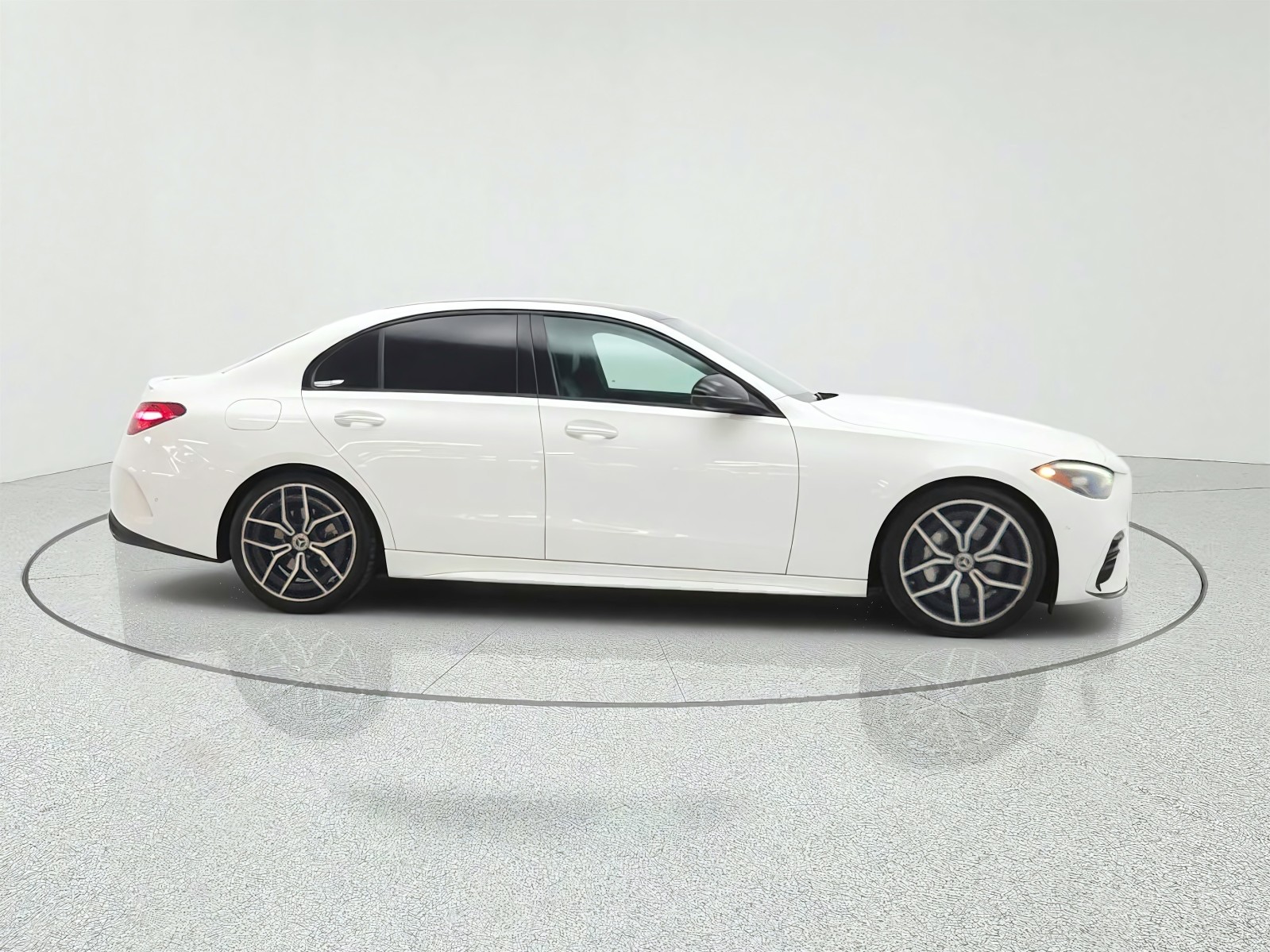 Used 2022 Polar White Mercedes-Benz C 300 Sedan image 4
