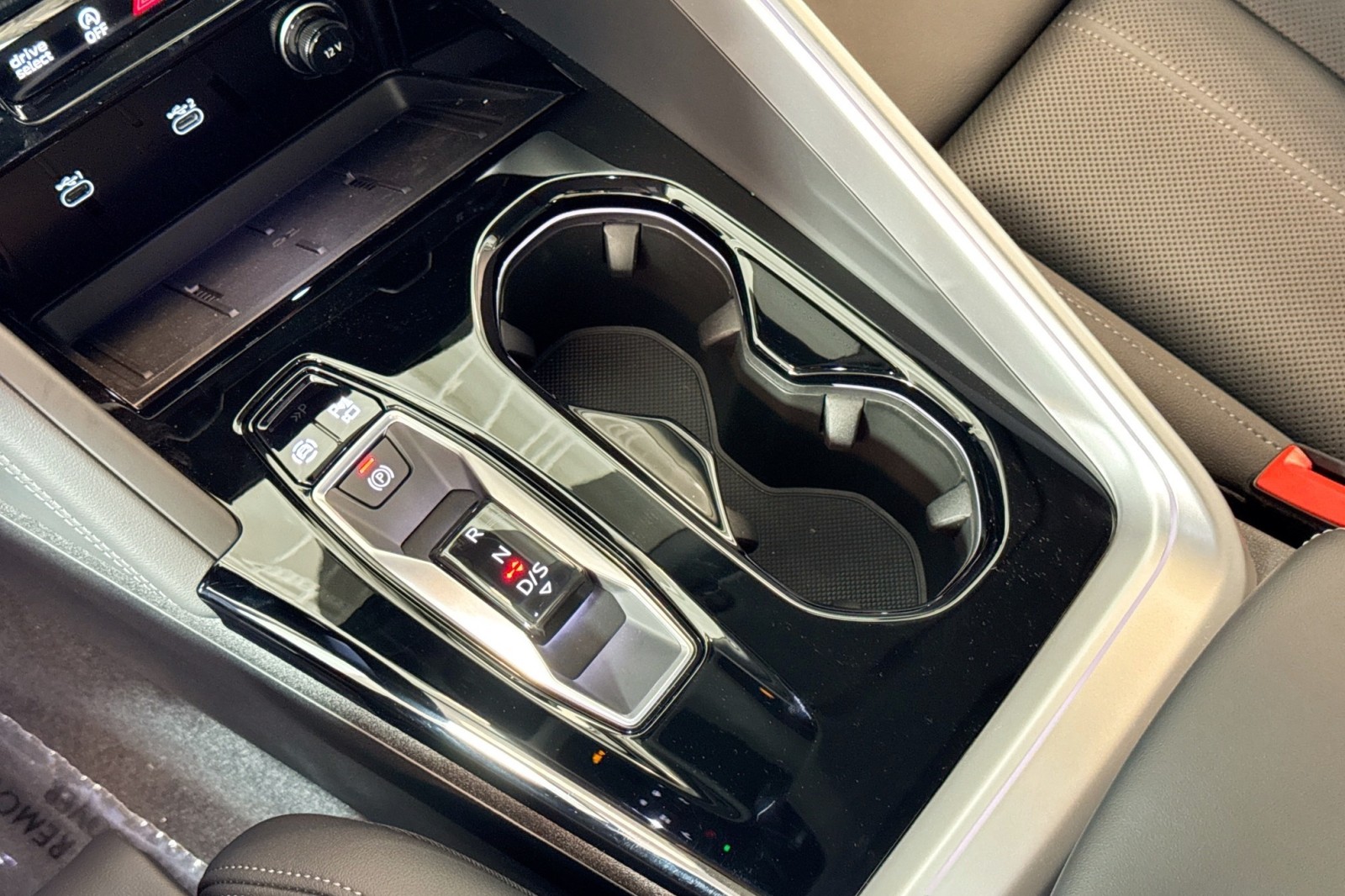 New 2025 Mythos Black Metallic Audi Prestige 2.0 TFSI quattro image 14