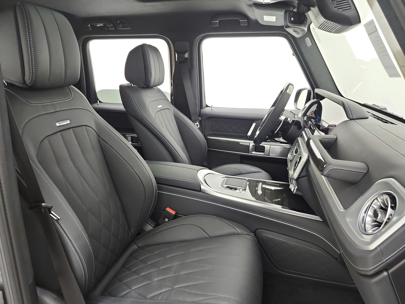 New 2027 Selenite Grey Metallic Mercedes-Benz AMG® G 63 SUV image 14