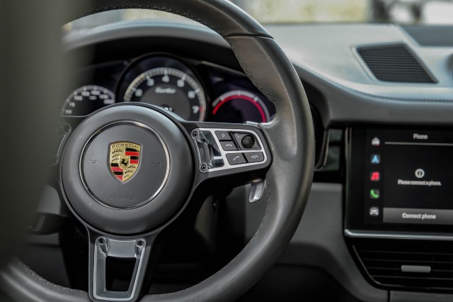 2022 Porsche Cayenne Turbo 25