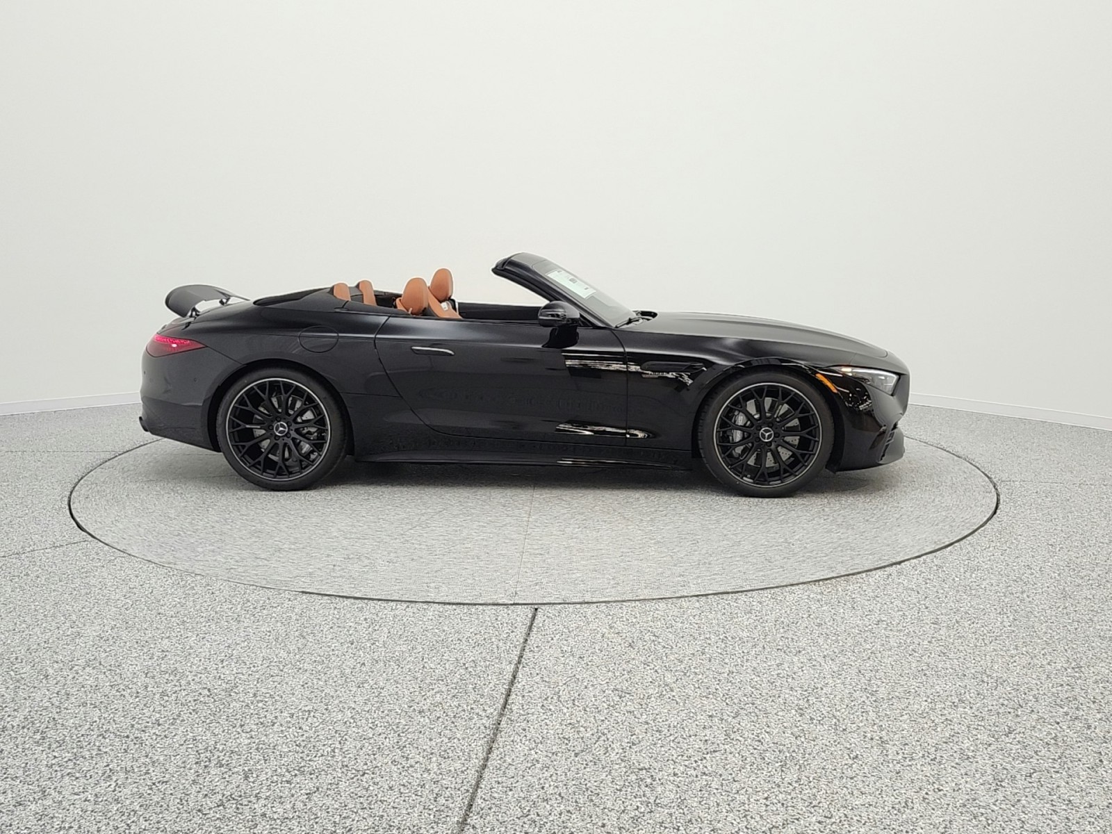 New 2026 Obsidian Black Metallic Mercedes-Benz AMG® SL 43 image 4