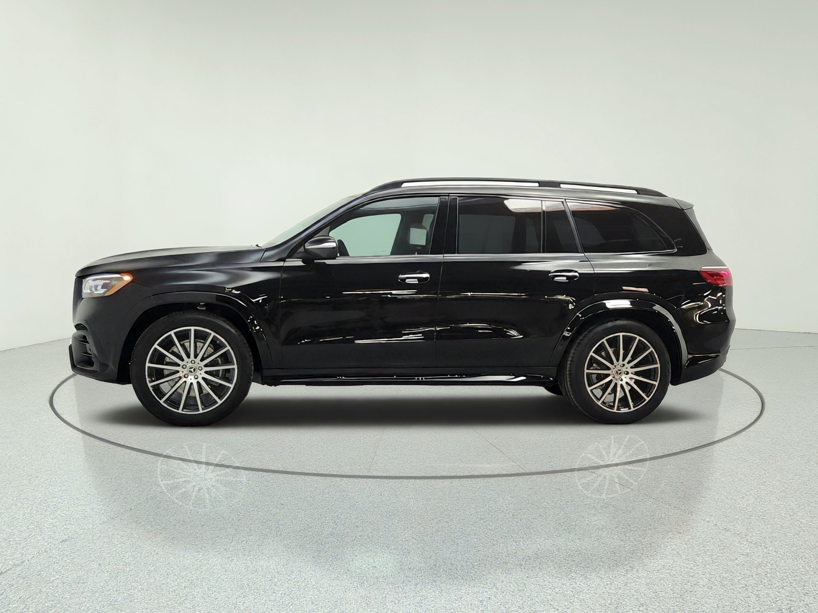 New 2026 Obsidian Black Metallic Mercedes-Benz GLS 450 4MATIC® SUV image 8