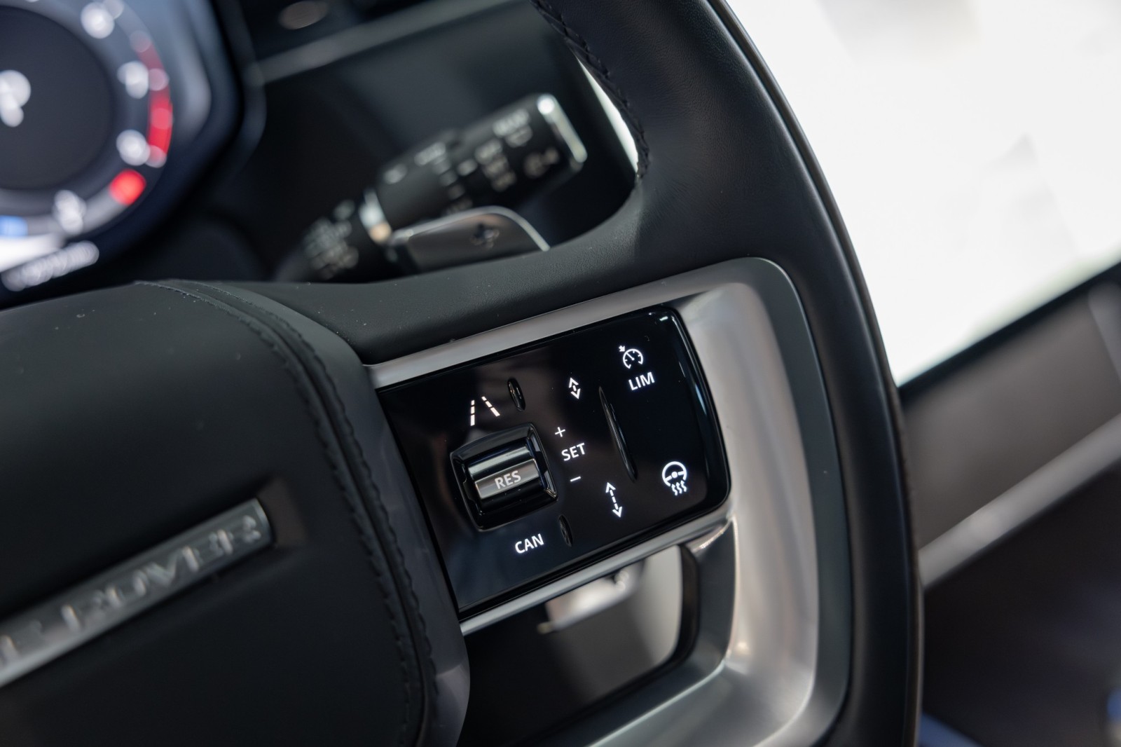 Used Car 2025 Land Rover Range Rover  Autobiography For Sale Under $170,000 In Boerne, Texas