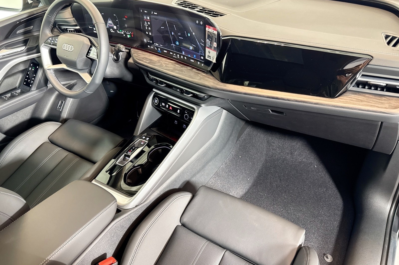 New 2025 Tambora Gray Metallic Audi Premium Plus 2.0 TFSI quattro image 26