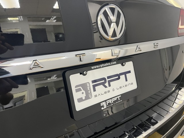 2019 Volkswagen Atlas 3.6L V6 SEL 8