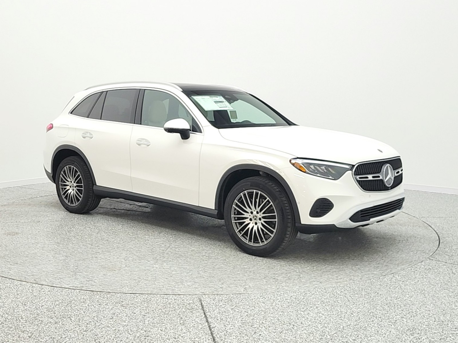 New 2026 Polar White Mercedes-Benz GLC 300 SUV image 3