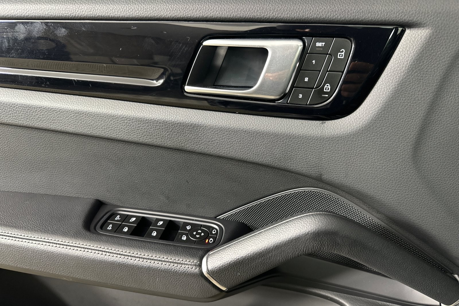 Used 2023 Black Porsche Platinum Edition Coupe AWD image 10