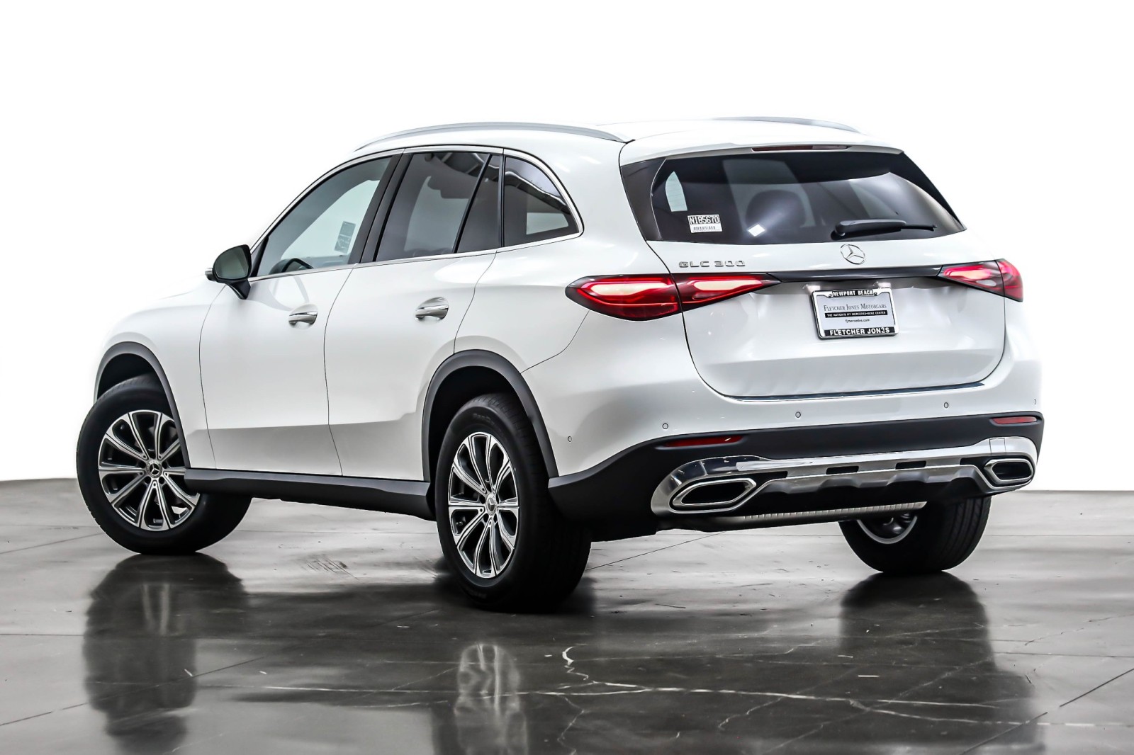 New 2026 Polar White Mercedes-Benz GLC 300 image 12