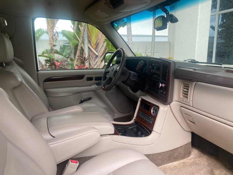 2003 Cadillac Escalade ESV SUV PEARL WHITE 4WD/AWD in , 