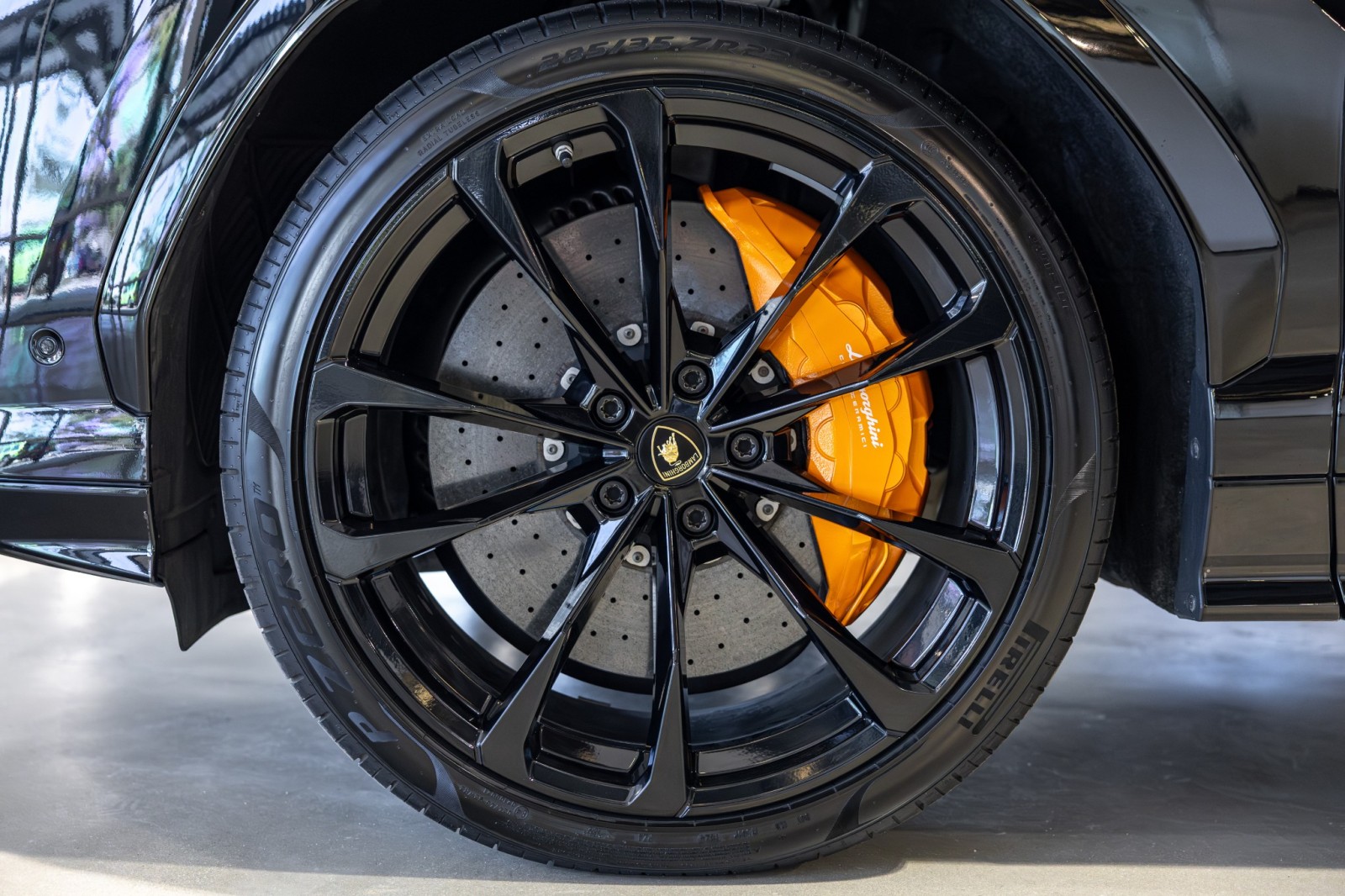 Used Car 2019 Lamborghini Urus  For Sale Under $200,000 In Boerne, Texas