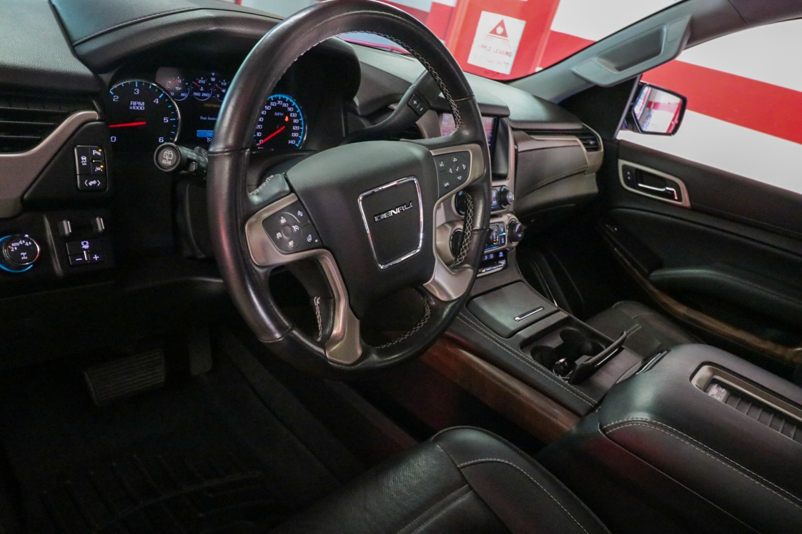 Used Car 2020 Gmc Yukon Xl  Denali For Sale In Austin, Texas