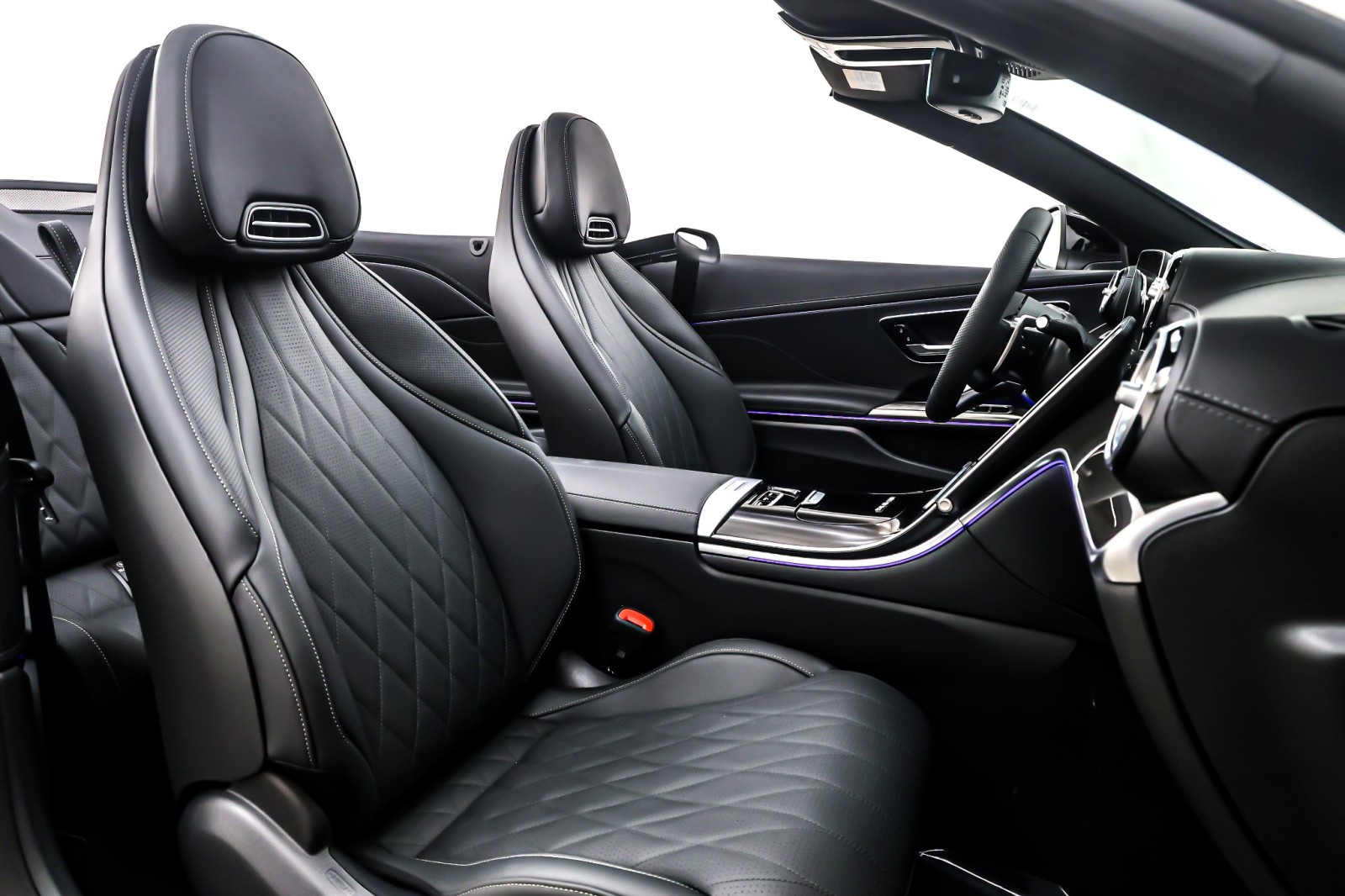 New 2026 MANUFAKTUR Alpine Grey Metallic Mercedes-Benz AMG® CLE 53 image 8