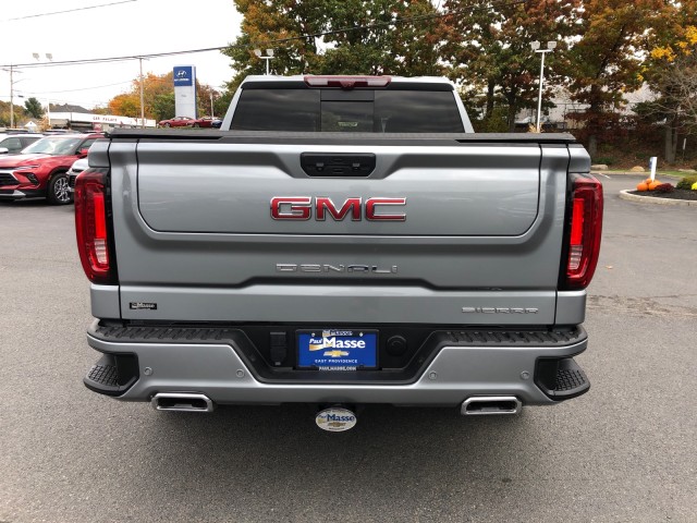 2023 GMC Sierra 1500 Denali 8