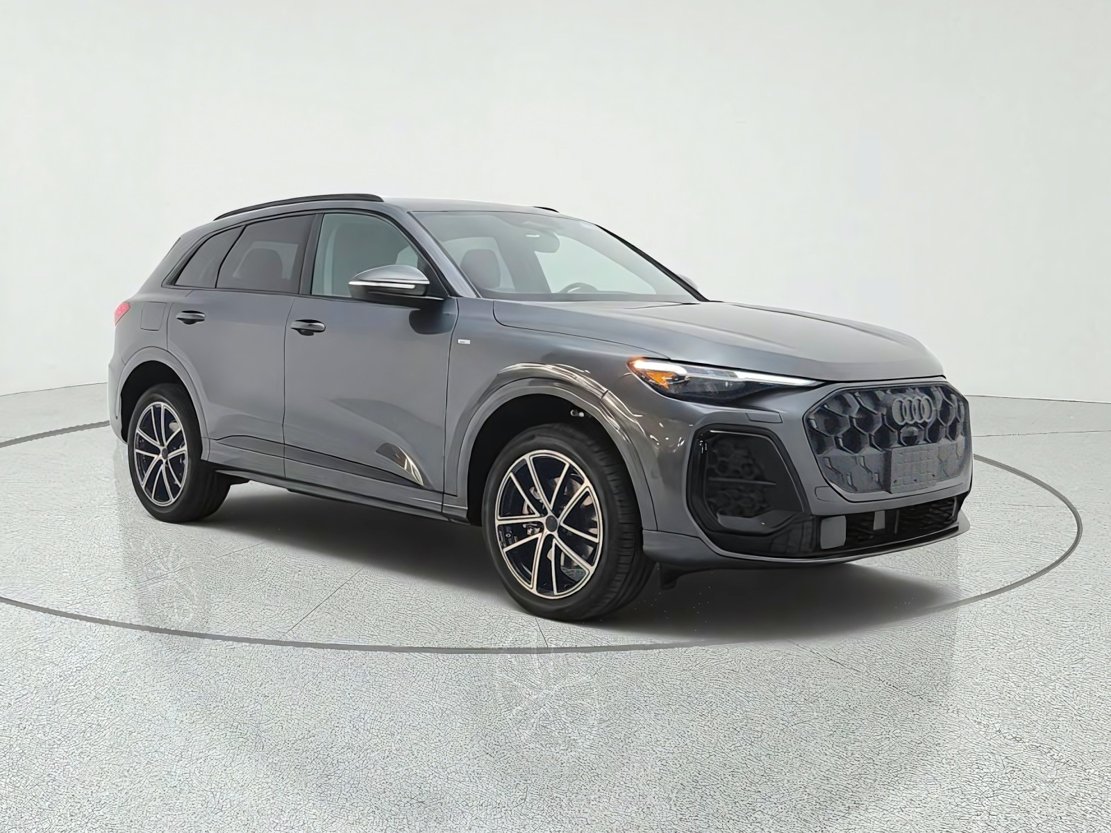 New 2026 Daytona Gray Pearl Effect Audi Premium Plus 2.0 TFSI quattro image 3