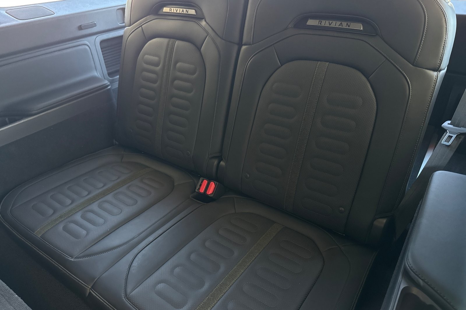 Used 2025 BLUE Rivian Adventure image 14