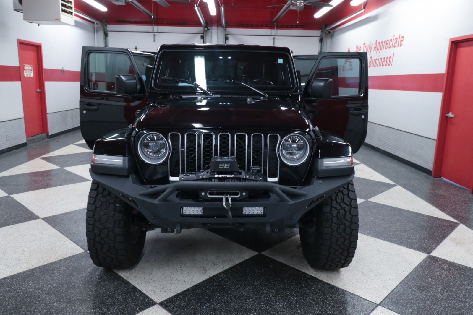 Used Car 2022 Jeep Gladiator  Overland For Sale Under $35,000 In Austin, Texas
