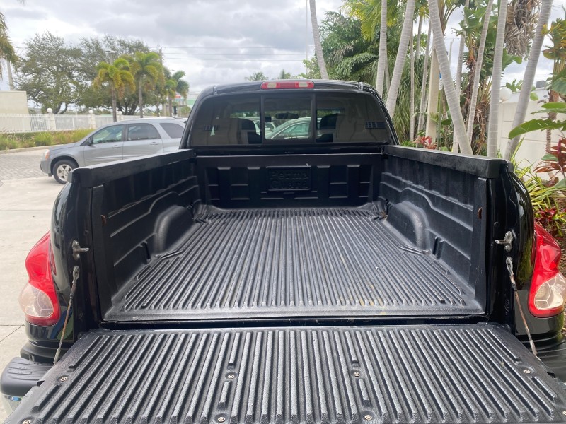 2004 Toyota Tundra SR5 1 OWNER 4WD XTRA CAB STEP SIDE in , 