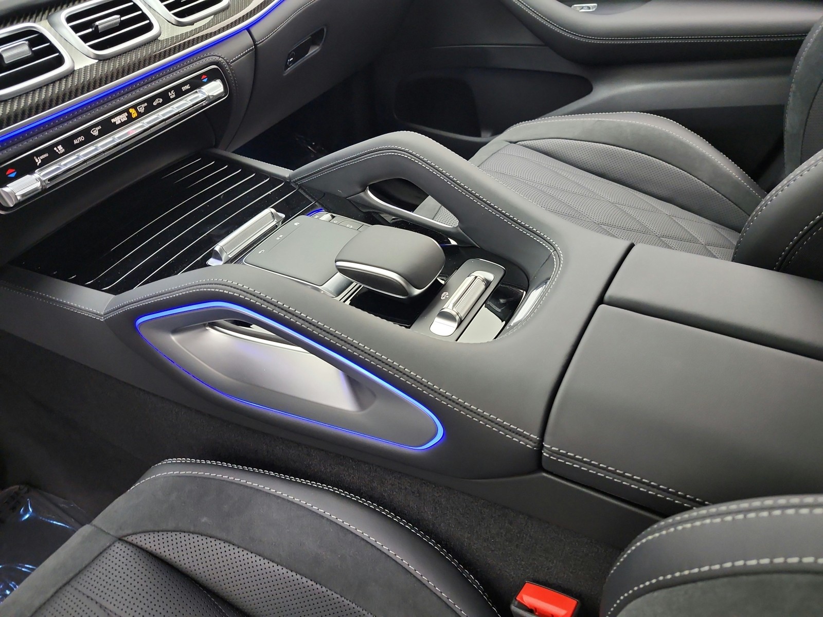 New 2026 MANUFAKTUR Silicon Grey Mercedes-Benz AMG® GLE 63 S 4MATIC+ Coupe image 10