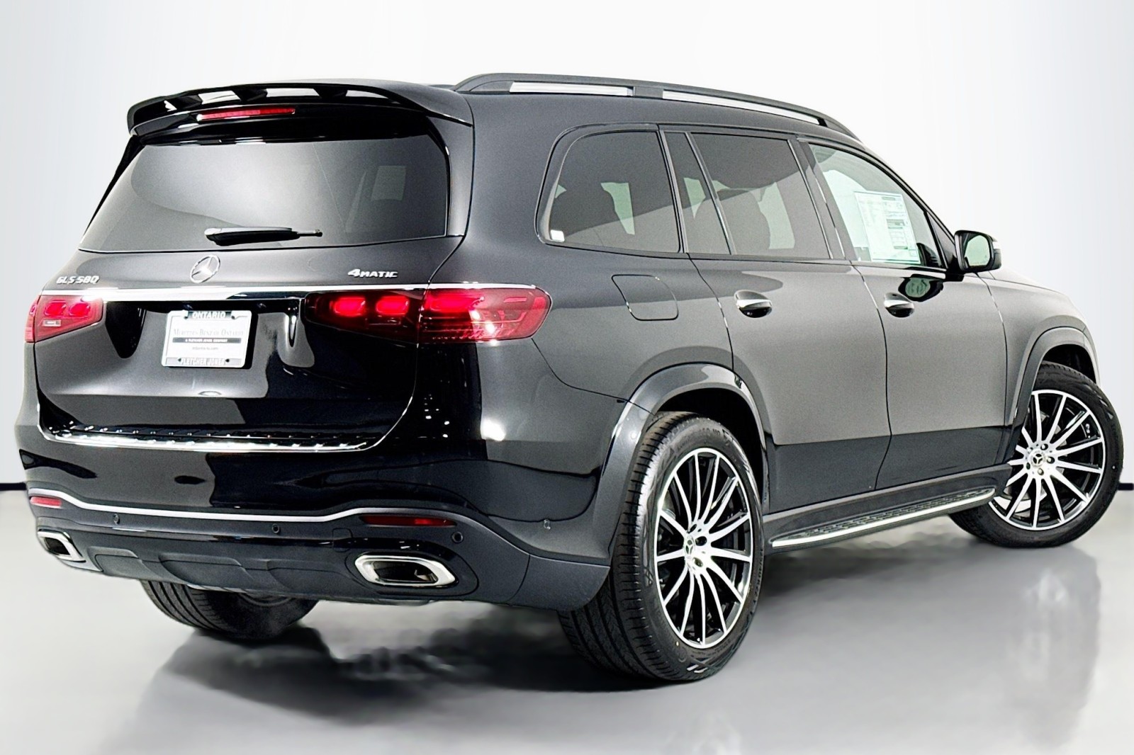 New 2026 Obsidian Black Metallic Mercedes-Benz GLS 580 4MATIC® SUV image 12