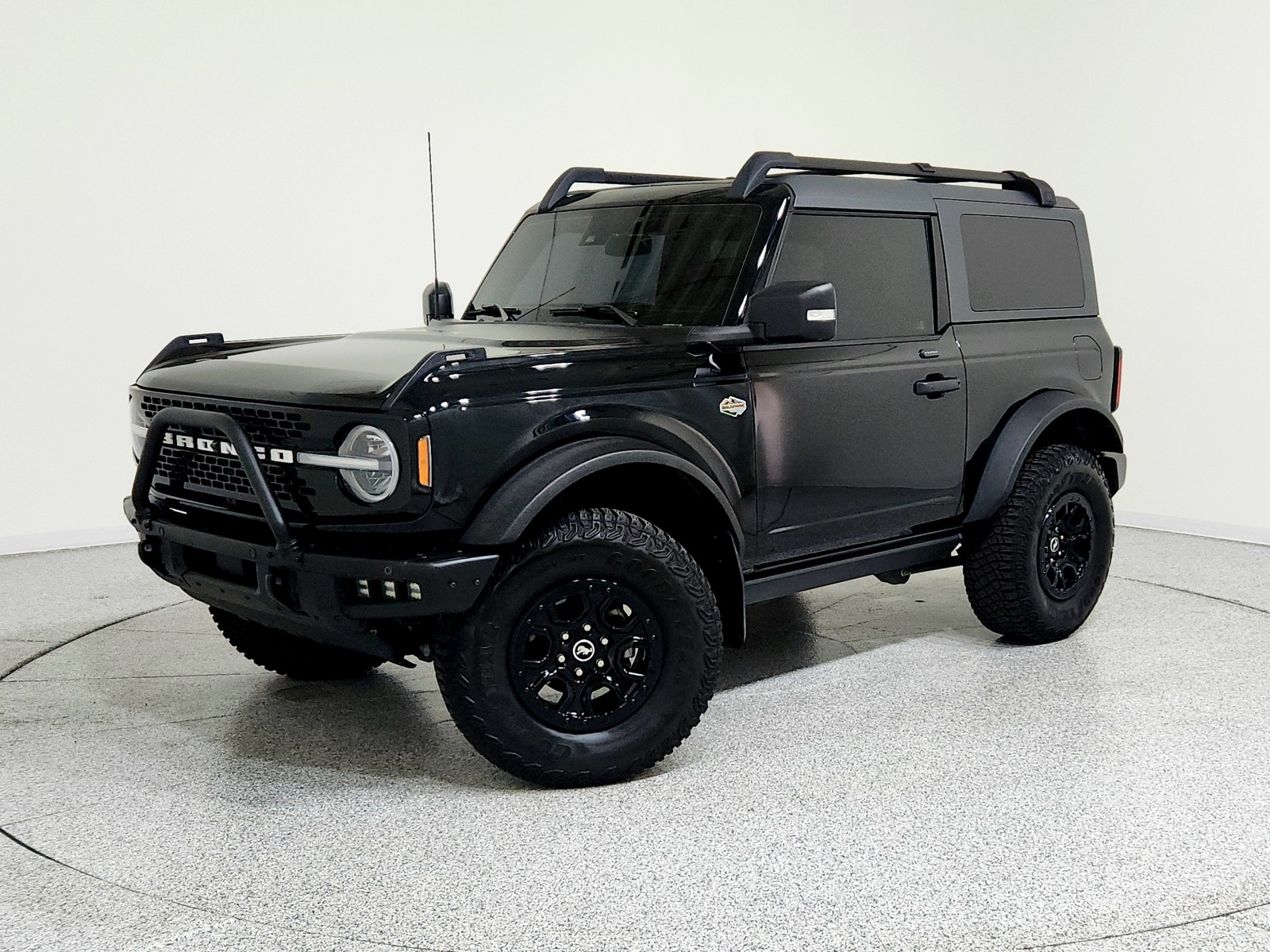 2022 Ford Bronco 2-Door Wildtrak's photo