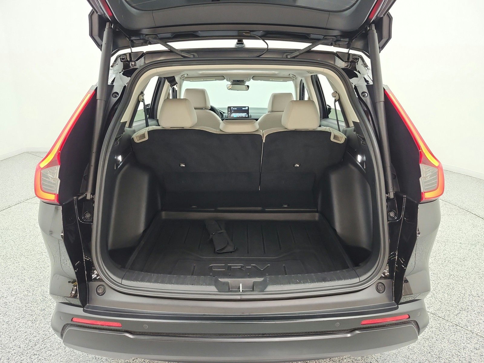 Used 2024 Crystal Black Pearl Honda EX-L image 19