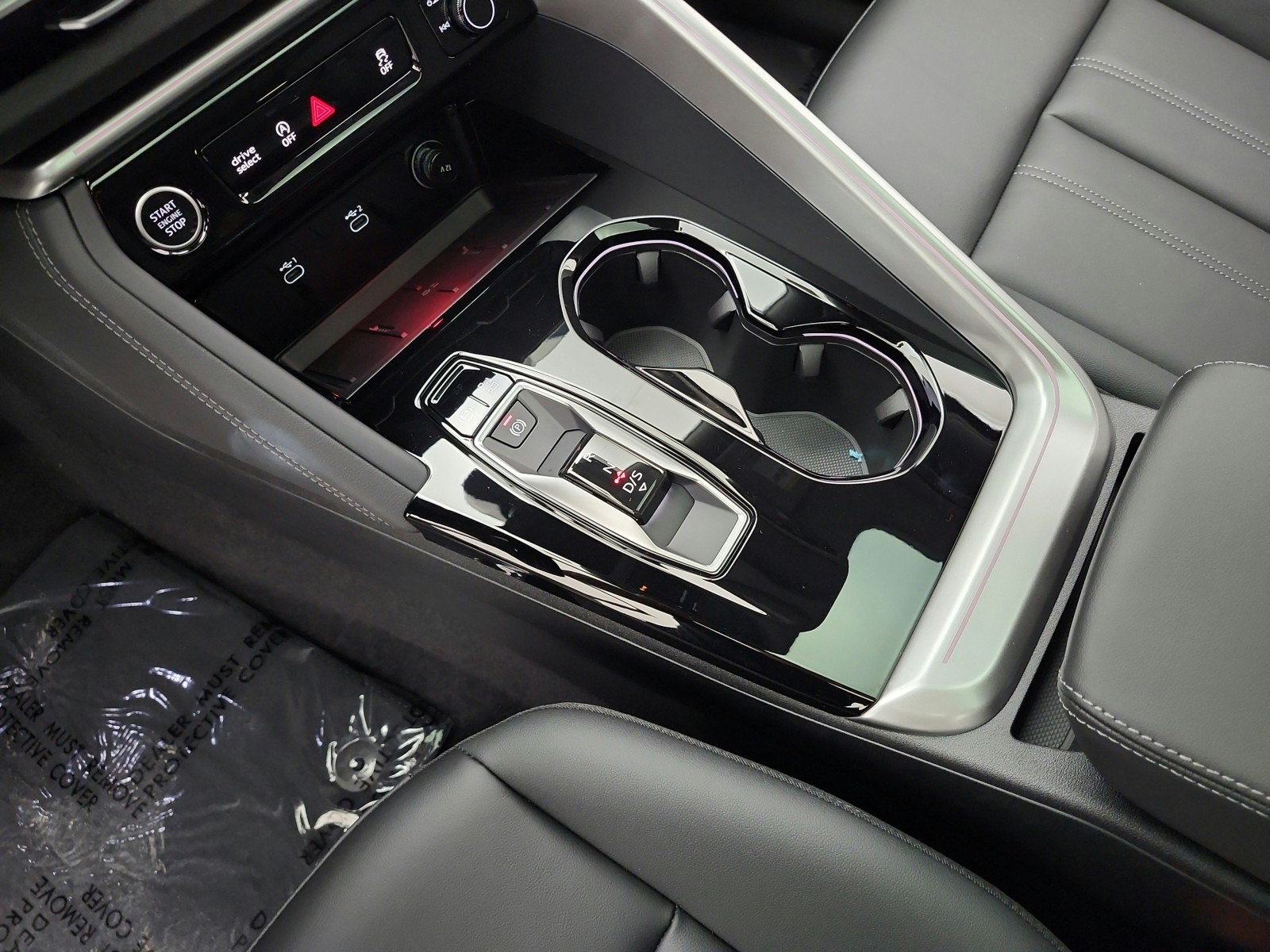 New 2026 Daytona Gray Pearl Effect Audi Premium Plus 2.0 TFSI quattro image 9