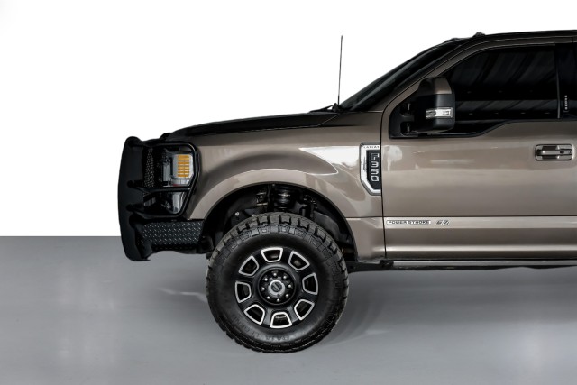 2021 Ford F-350 SRW Lariat 12