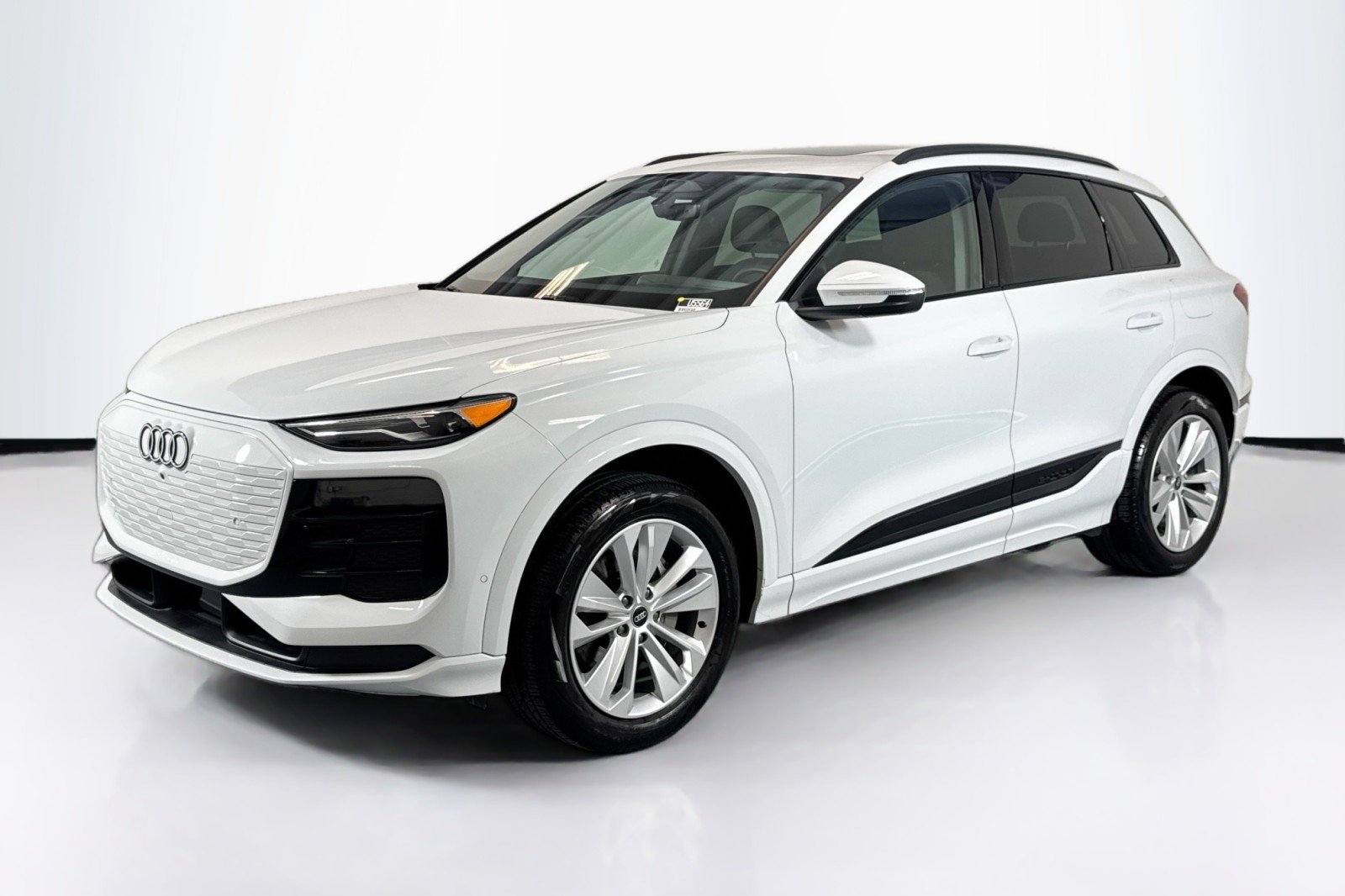 2025 Audi Q6 e-tron Premium