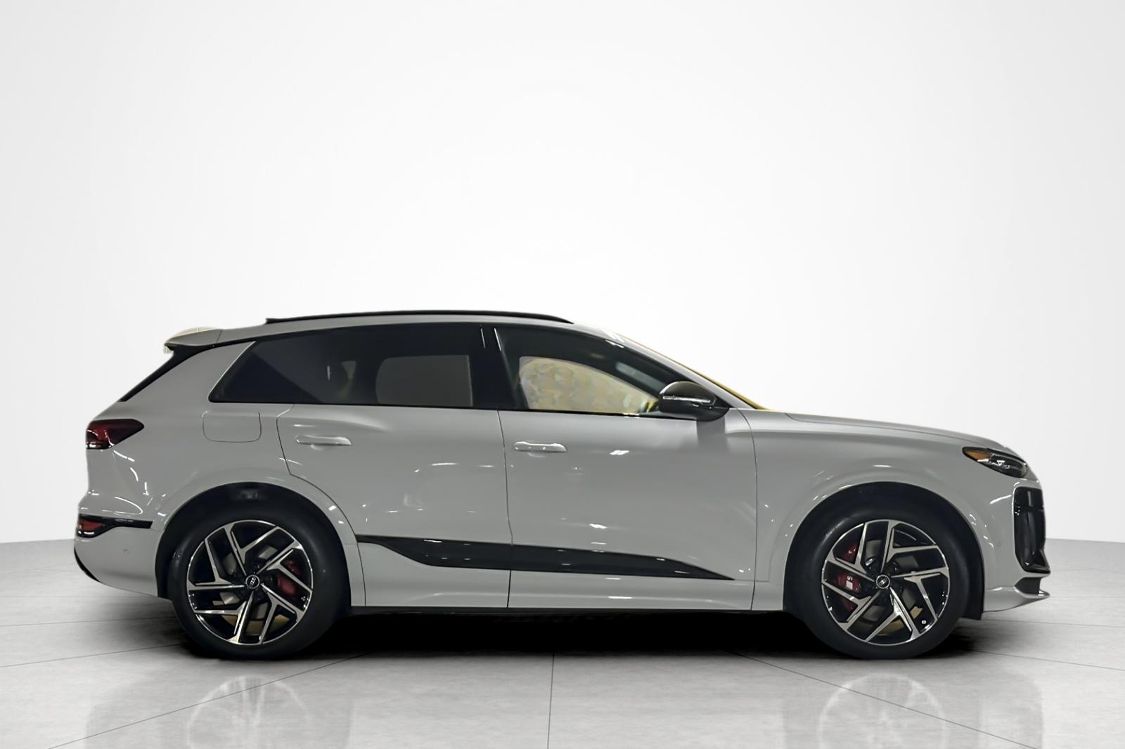 New 2027 Glacier White Metallic Audi Premium Plus quattro image 7