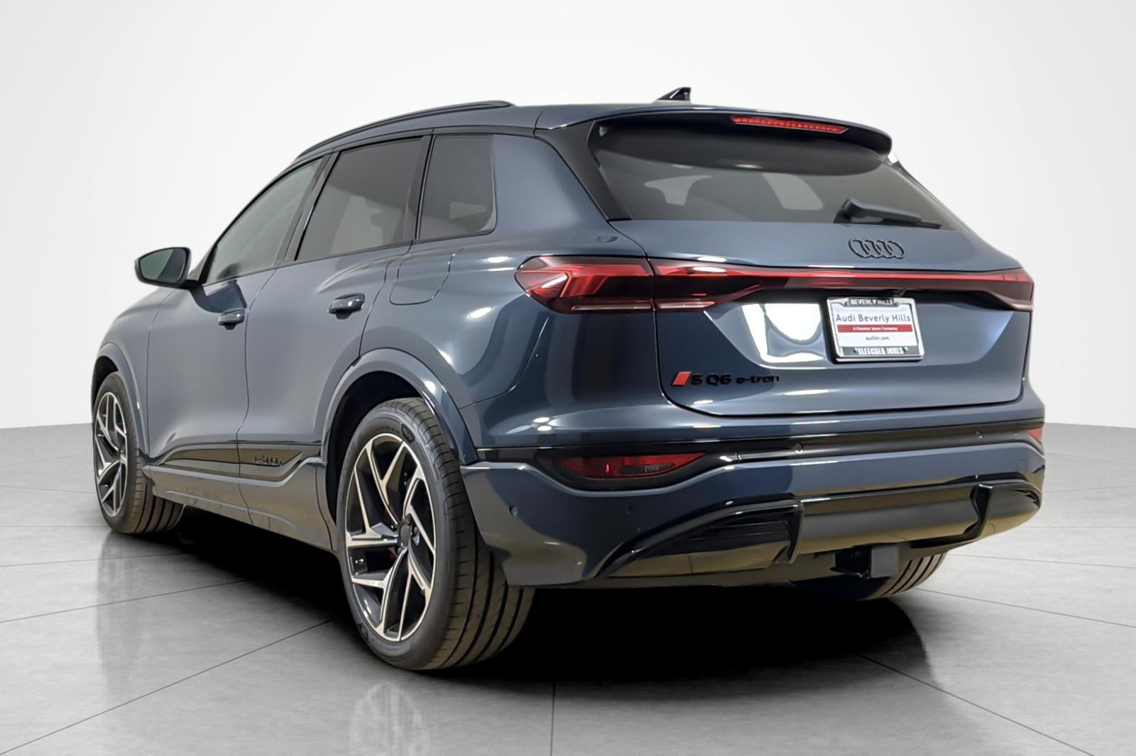 New 2027 Plasma Blue Metallic Audi Premium Plus quattro image 4