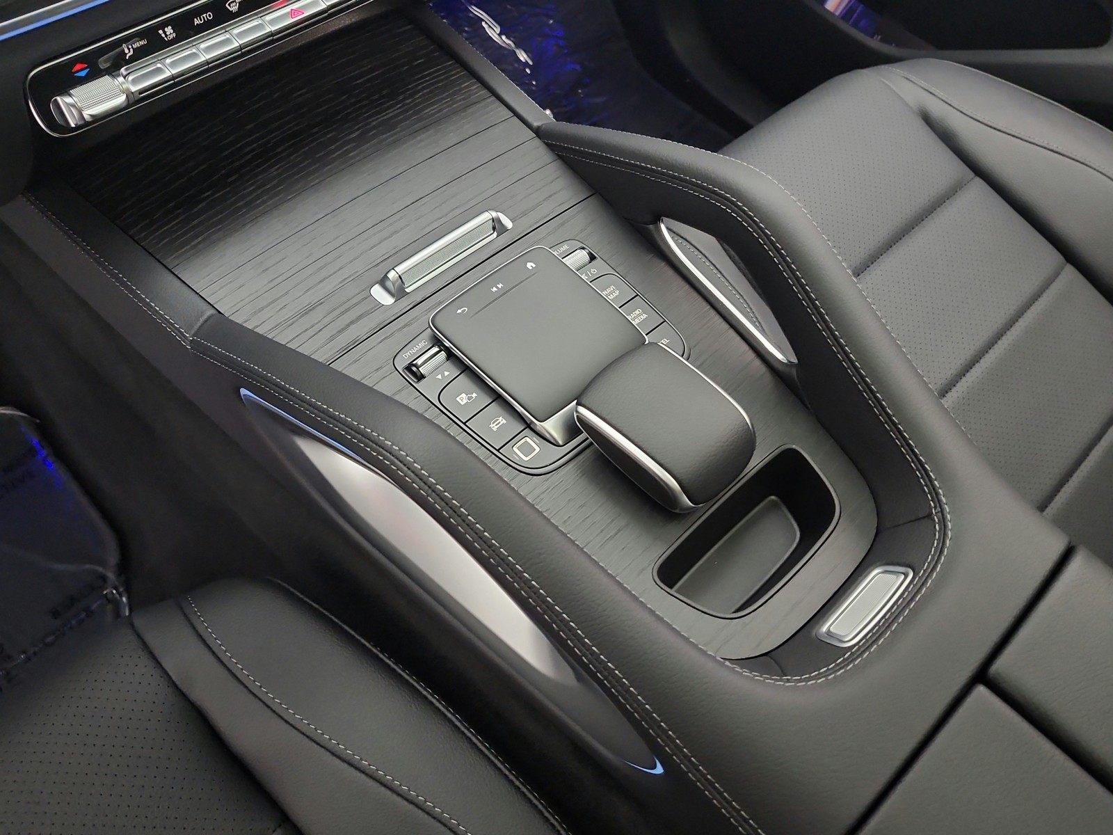 New 2026 MANUFAKTUR Alpine Grey Mercedes-Benz GLE 350 image 8