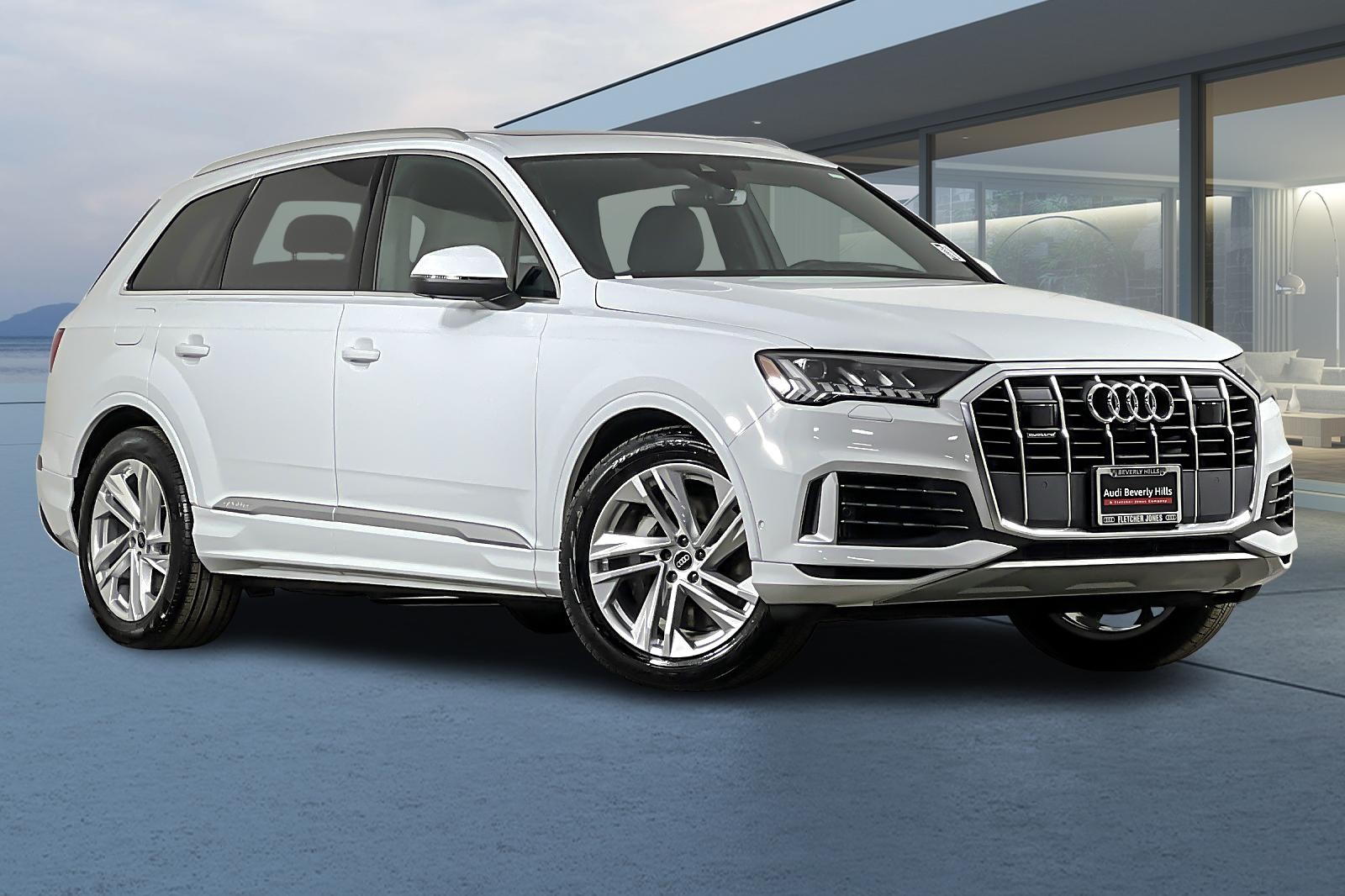 Luxury, space and efficiency: The Audi Q7 TFSI e quattro