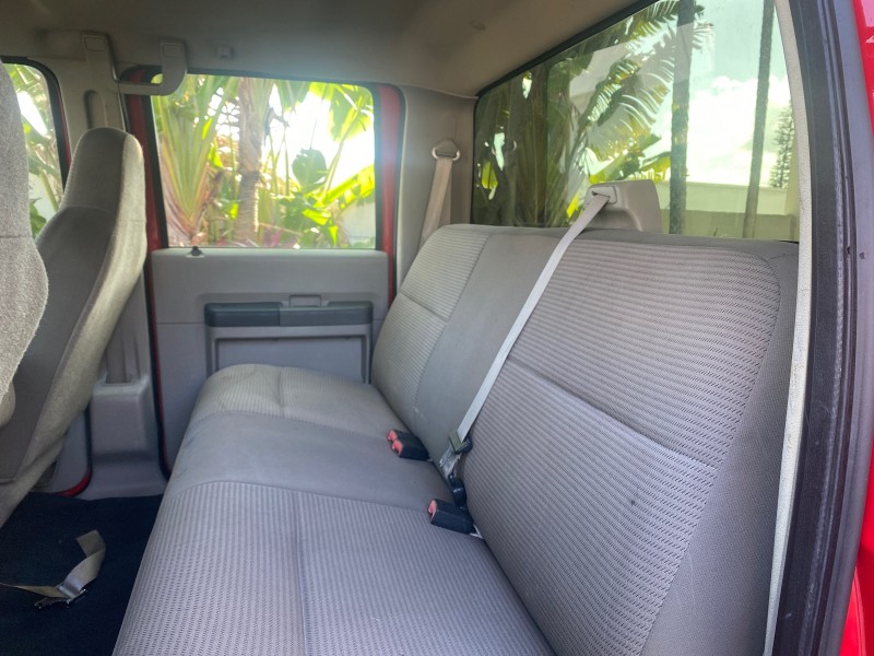 2008 Ford Super Duty F-350 DRW XL LOW MILES 43,076 4WD in ,