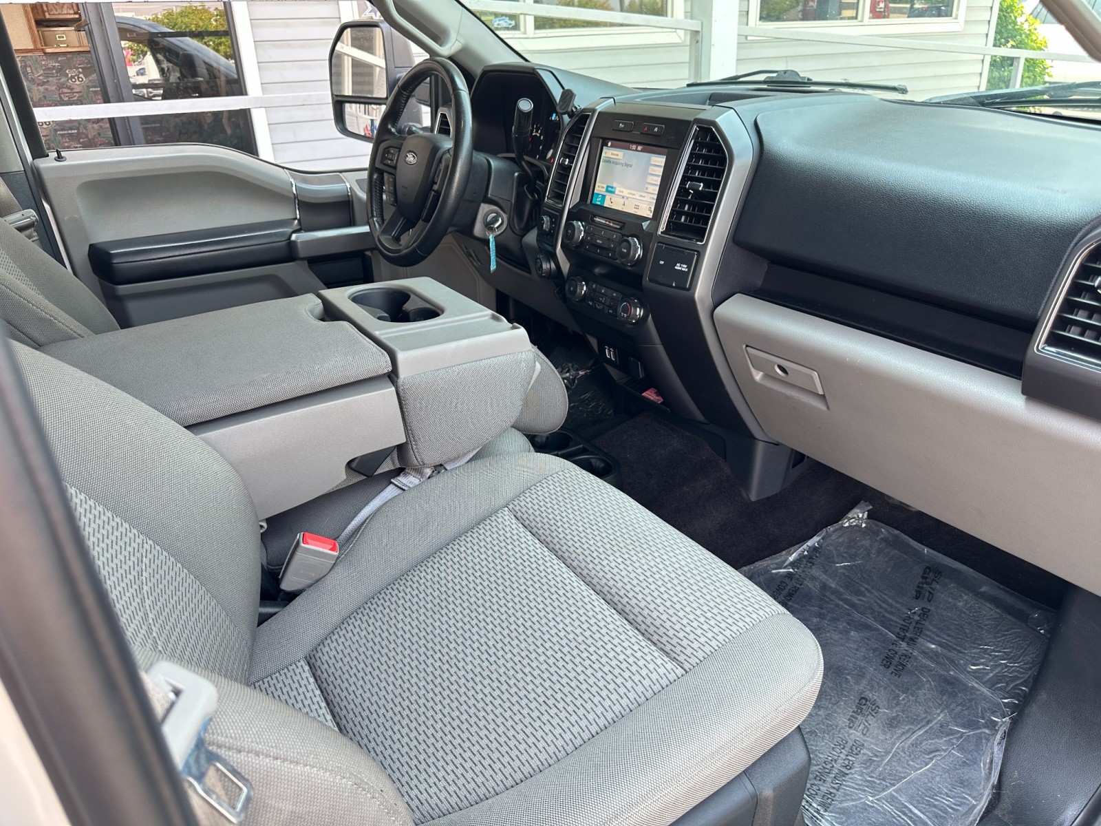 2019 Ford F-150 XLT 35