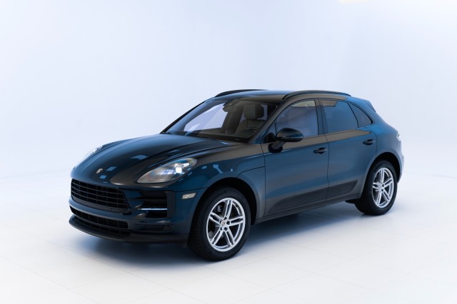 2020  Macan  in , 