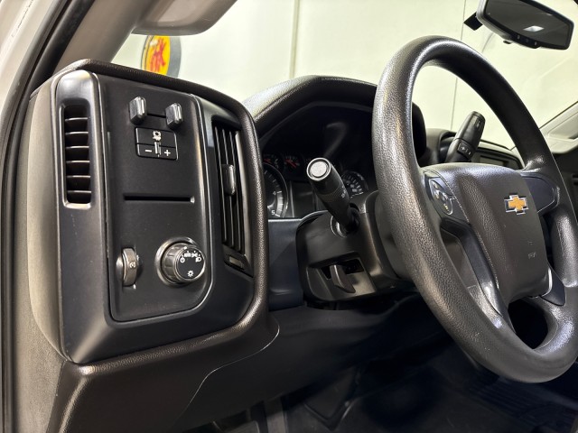 2020 Chevrolet Silverado MD 5500 Duramax RWD Utility/ Service Bed in , 