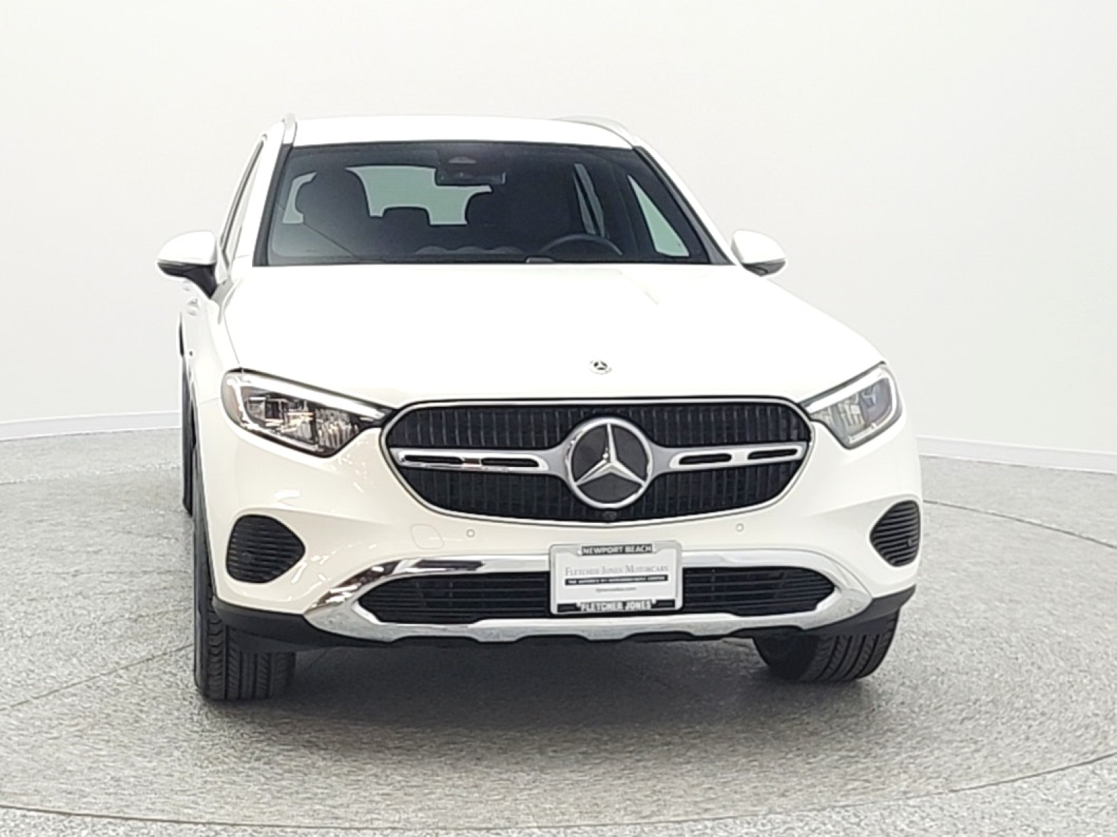 Certified Used 2025 Polar White Mercedes-Benz GLC 300 SUV image 3