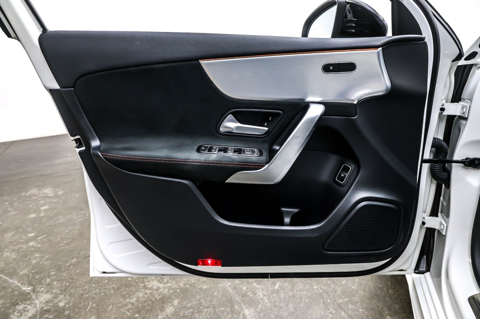 Used 2022 Polar White Mercedes-Benz A 220 Sedan image 21