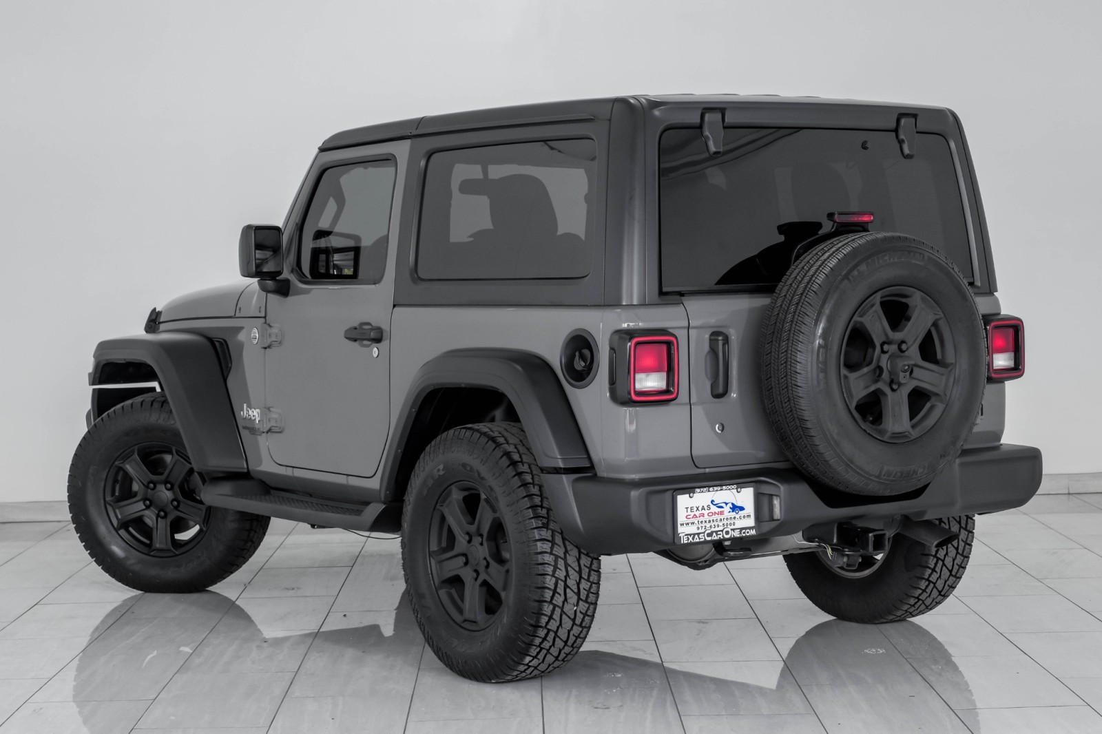 2019 Jeep Wrangler SPORT S 4WD AUTOMATIC HARD TOP CONVERTIBLE REAR CA 8