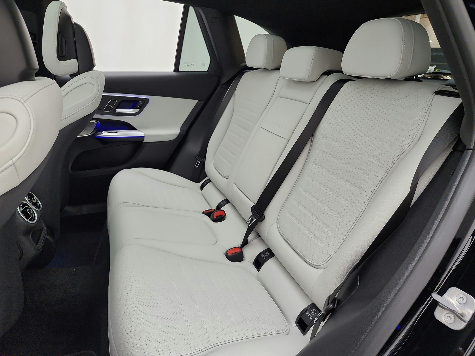 New 2027 Black Mercedes-Benz GLC 300 SUV image 11