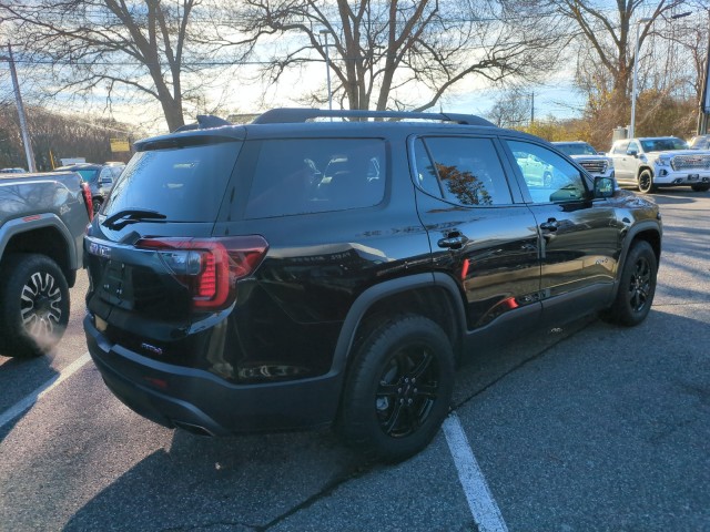 2022 GMC Acadia AT4 6