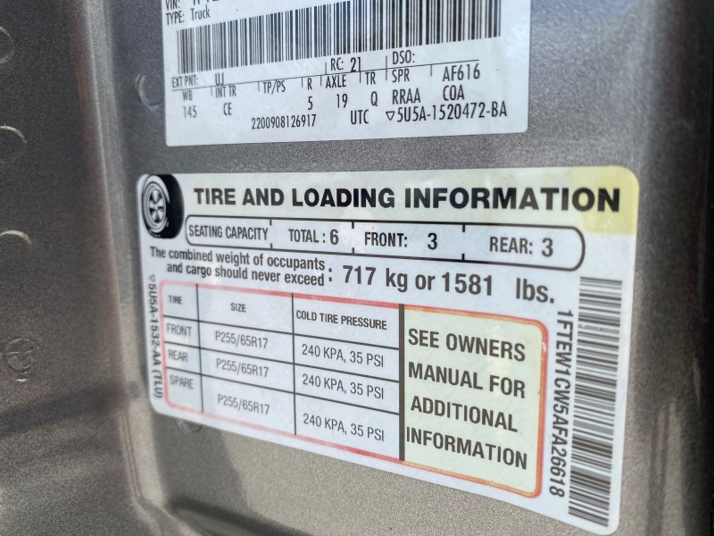 2010 Ford F-150 4 DR CREW XL LOW MILES 34,625 in , 