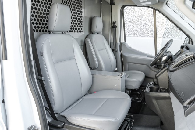 2019 Ford Transit Van  31