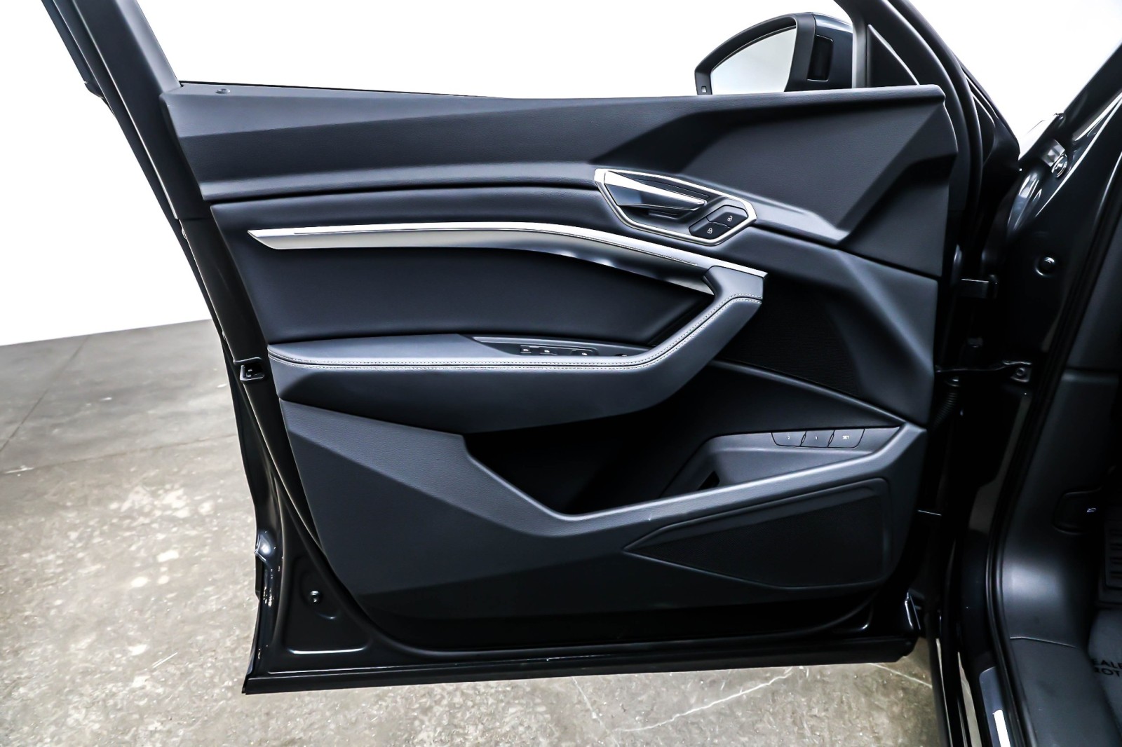 Used 2024 Manhattan Gray Metallic Audi Premium quattro image 21