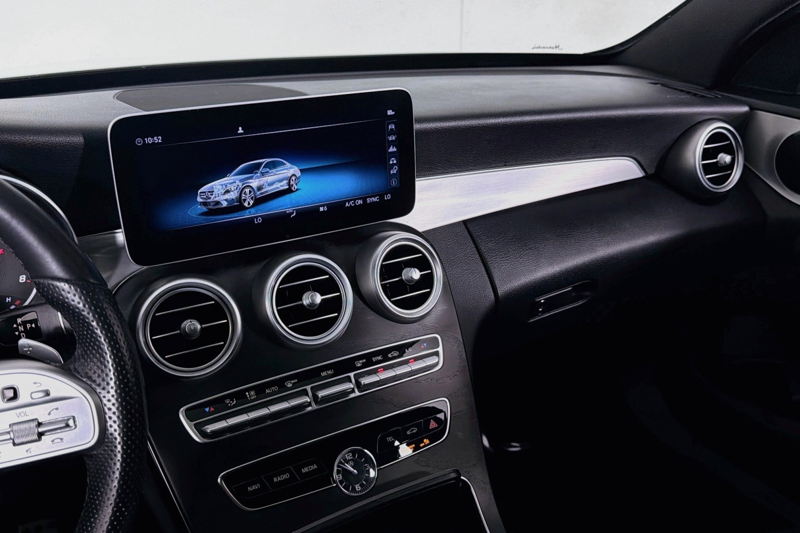Used 2020 Polar White Mercedes-Benz C 300 image 20